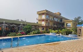 Resort Saikat Saranya